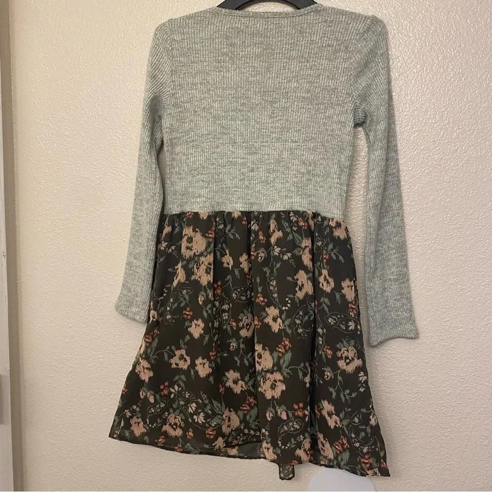 OshKosh gray cozy knit ribbed crew neck long sleeve sweater dress floral 14